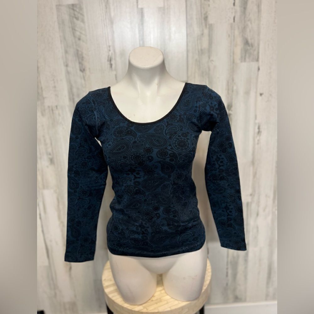 Both and blue top